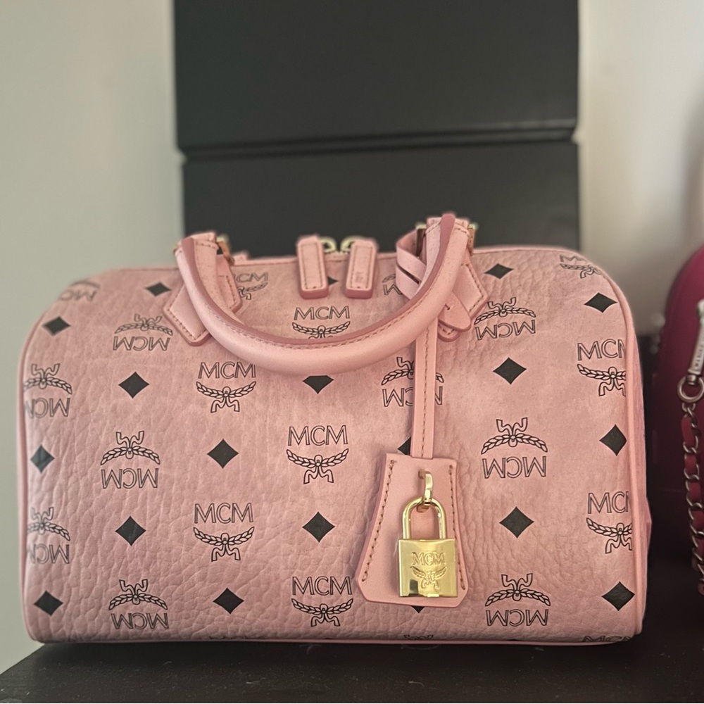 MCM Ella Boston in Pink Visetos NWOT